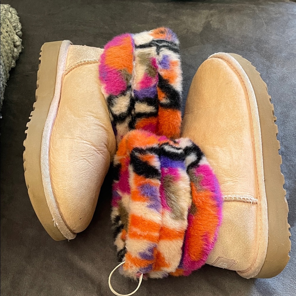 UGG Short Shearling Cuff Boots in Pink with Multicolor Fur - Picture 5 of 8